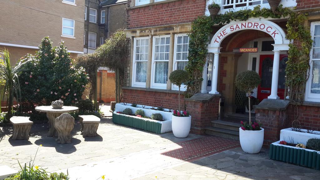 The Sandrock Clacton-on-Sea Exterior photo
